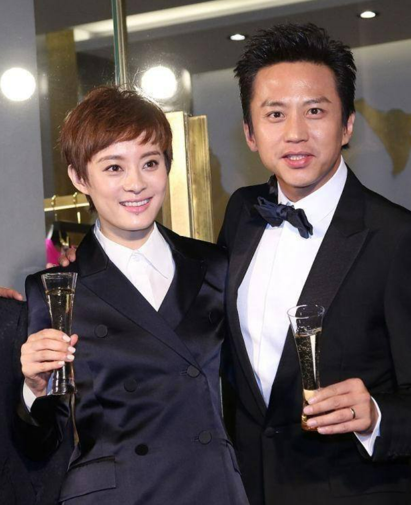 孙俪坦言不愿影响夫妻感情提及邓超现状好骄傲跟我是有关系的