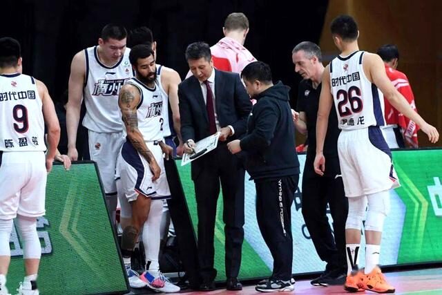 广州对阵北控激烈精彩!两个加时赛和两小时的较量郭士强虽败犹荣休闲区蓝鸢梦想 - Www.slyday.coM 广州对阵北控激烈精彩!两个加时赛和两小时的较量郭士强虽败犹荣休闲区蓝鸢梦想 - Www.slyday.coM