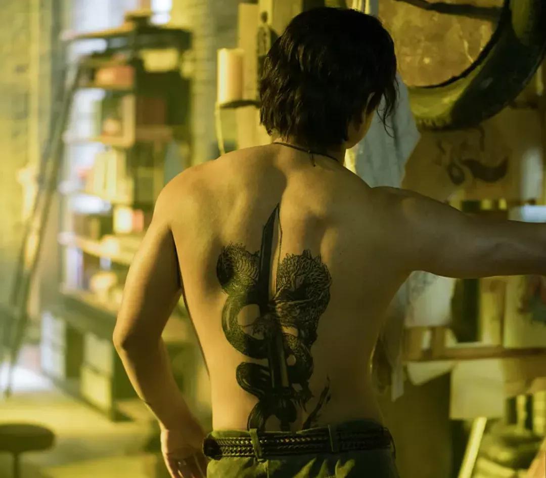 刻在骨头上的龙与魂!《纹身》坚守功夫片最后的荣光休闲区蓝鸢梦想 - Www.slyday.coM 刻在骨头上的龙与魂!《纹身》坚守功夫片最后的荣光休闲区蓝鸢梦想 - Www.slyday.coM