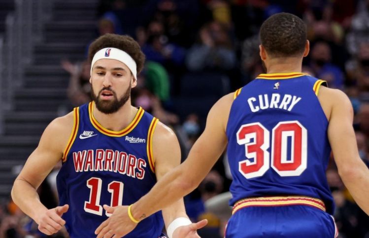 13次至少20分10助攻0失误，保罗加冕历史第一！太阳队拉开差距休闲区蓝鸢梦想 - Www.slyday.coM