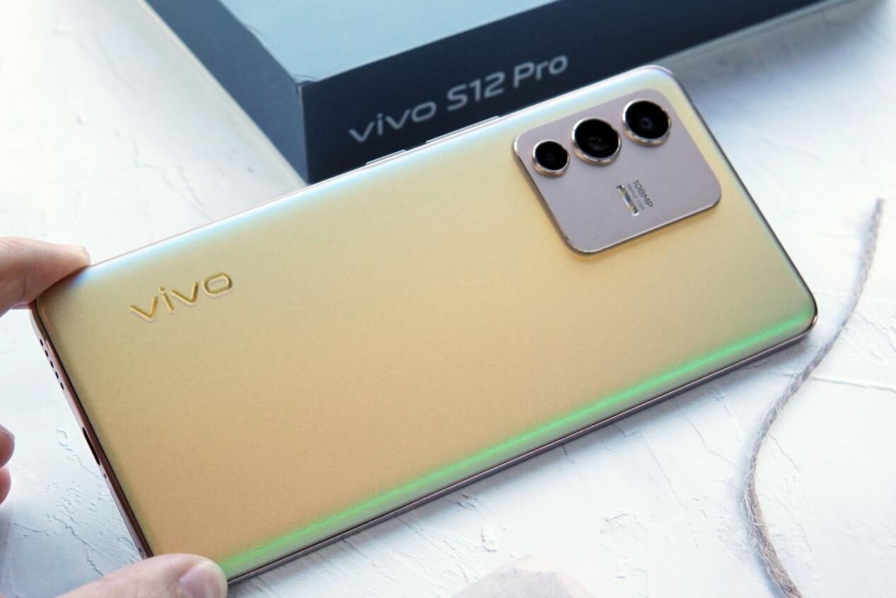 vivo s12 pro上手體驗:全場景自拍新標杆__財經頭條