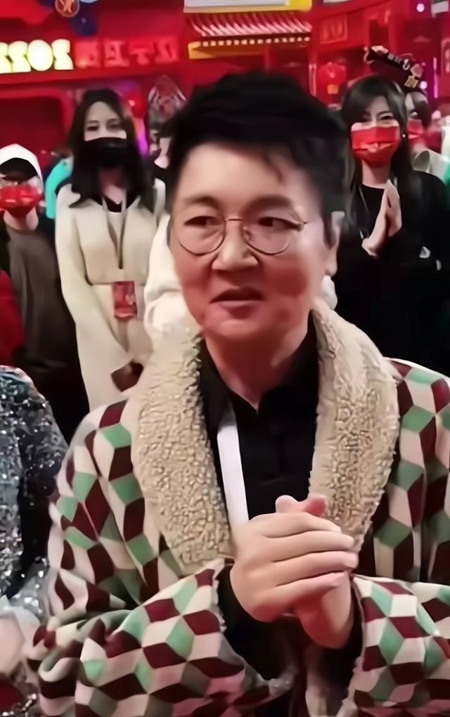 辽宁卫视春晚彩排,孙楠瘦脱相引关注,李雪琴,单依纯也来了|张浩|李