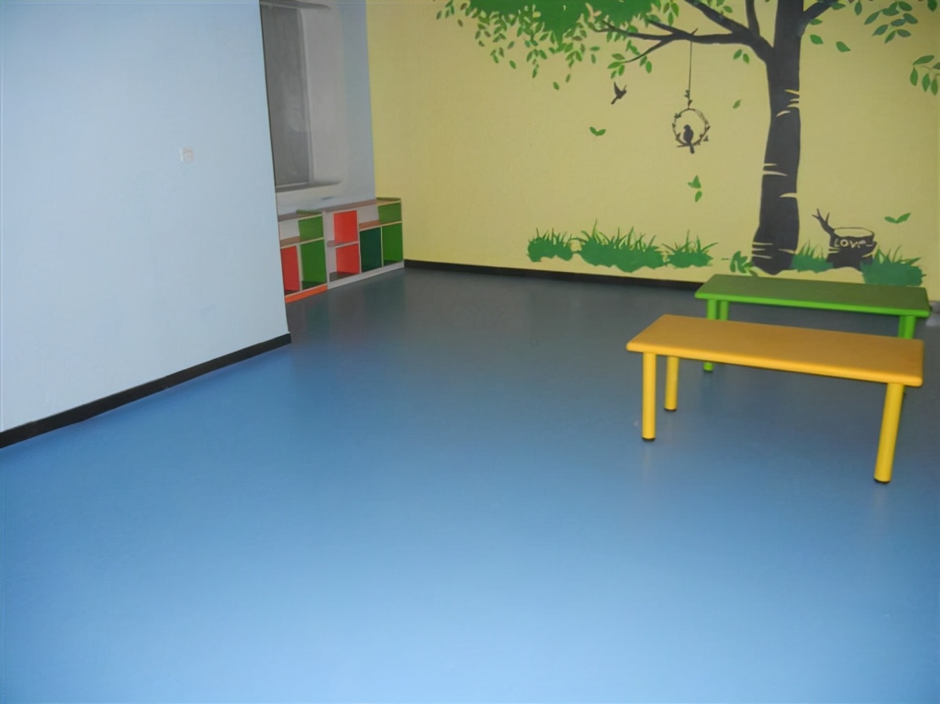 建材市场新兴的塑胶地板有何独特之处真后悔家里装早了