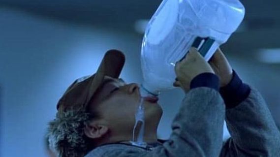 王宝强抽烟动作被段奕宏盛赞,拍《人在囧途》时曾喝14次牛奶休闲区蓝鸢梦想 - Www.slyday.coM 王宝强抽烟动作被段奕宏盛赞,拍《人在囧途》时曾喝14次牛奶休闲区蓝鸢梦想 - Www.slyday.coM