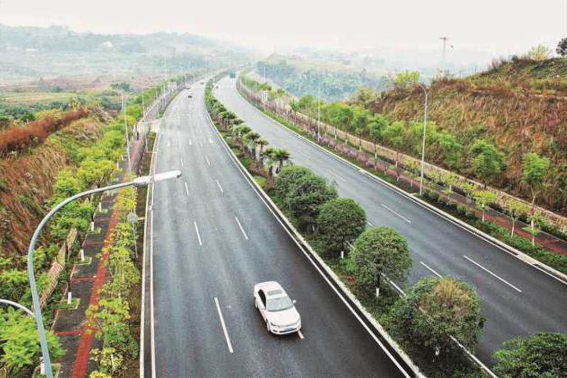 南北大道 摄/任天驹项目建设连通 双城合作通道双城经济圈的建设