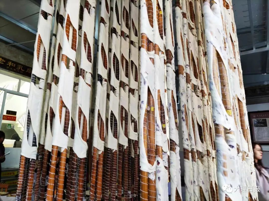 【新春走基层】年关至,乳扇香!_新浪新闻