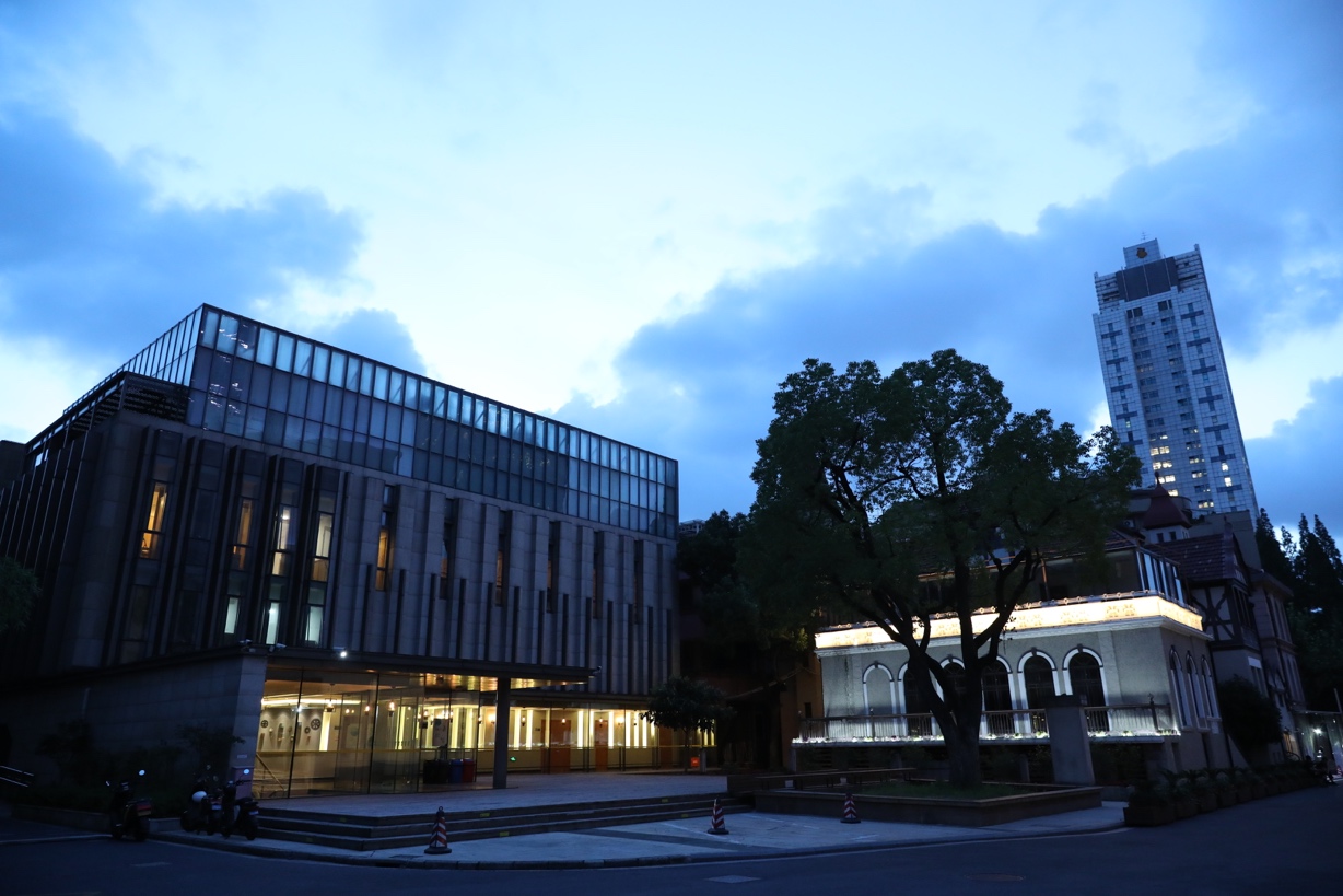 读图梁祝诞生的地方上海音乐学院长什么样