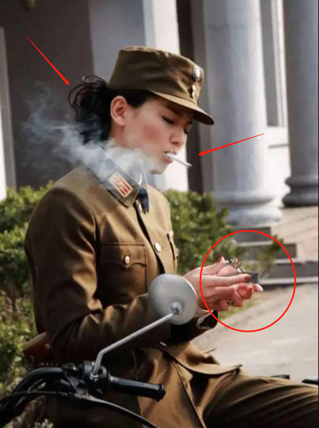 有人短头发获好评,有人大红唇被骂太假|刘涛_新浪新闻