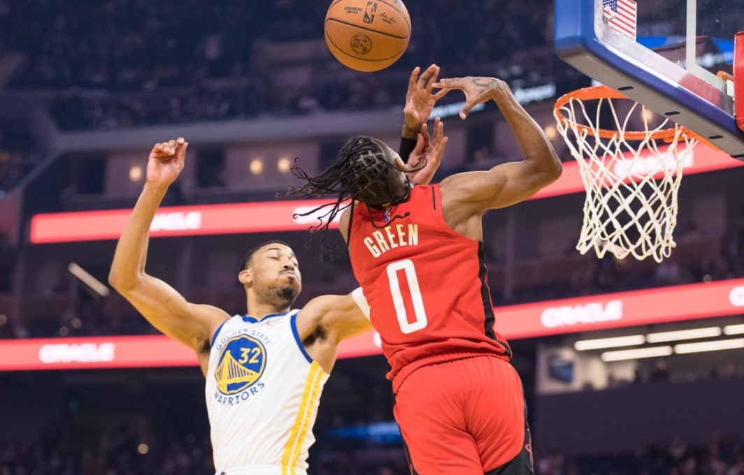 22+12+4!库里绝杀火箭,杰伦格林成不了乔丹,斯通真该选莫布里休闲区蓝鸢梦想 - Www.slyday.coM 22+12+4!库里绝杀火箭,杰伦格林成不了乔丹,斯通真该选莫布里休闲区蓝鸢梦想 - Www.slyday.coM