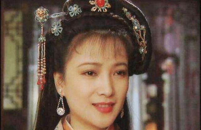 她因漂亮在火车站被发掘，成唯一演遍四大名著的美人，今现状如何休闲区蓝鸢梦想 - Www.slyday.coM