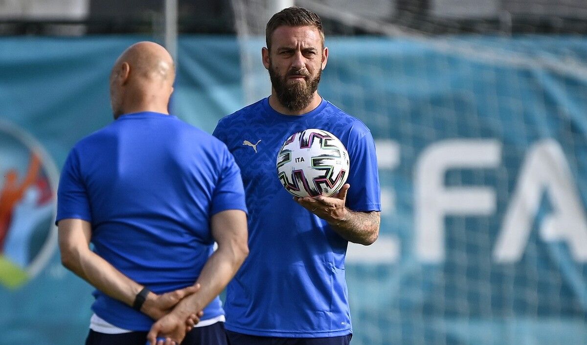 德罗西将担任曼奇尼助教,帮助意大利队冲击卡塔尔世界杯入场券休闲区蓝鸢梦想 - Www.slyday.coM 德罗西将担任曼奇尼助教,帮助意大利队冲击卡塔尔世界杯入场券休闲区蓝鸢梦想 - Www.slyday.coM