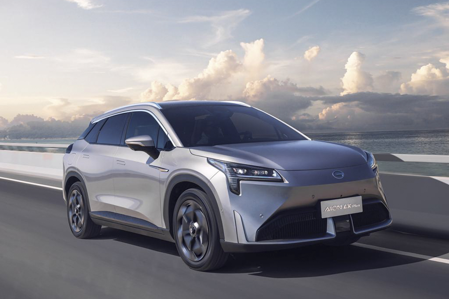 续航超千公里埃安lxplus千里版适合什么人群