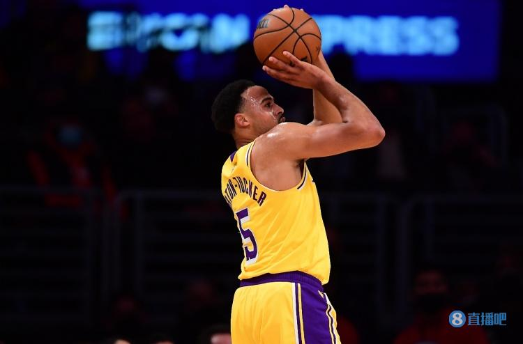 沃格尔：相信塔克可以继续成长为一个更好的三分射手休闲区蓝鸢梦想 - Www.slyday.coM