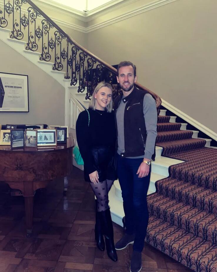 凯恩为妻子甜蜜庆生|凯恩|凯特_新浪新闻