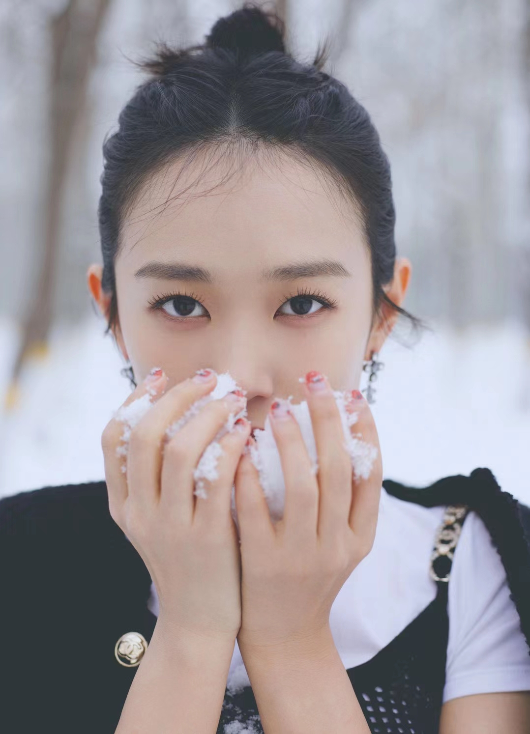 黄尧雪地写真待奇迹一丝新暖迎春归