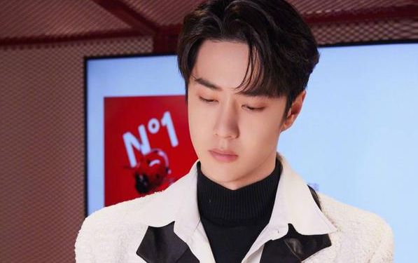 王一博的粉丝春晚,节目又土又好笑,直播平台却被挤崩了!休闲区蓝鸢梦想 - Www.slyday.coM