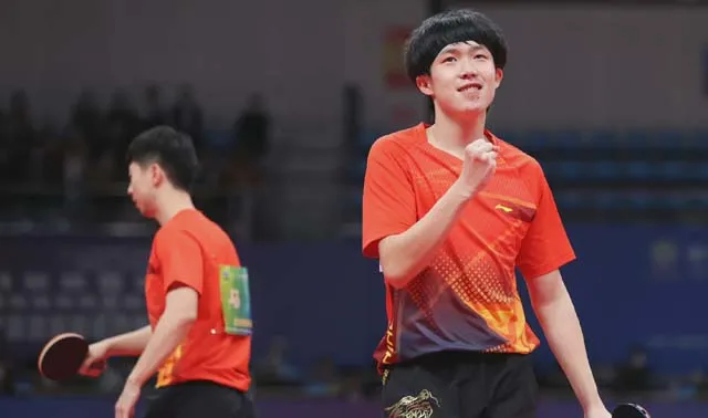 击败马龙进四强,马龙直言不能吃老本,王楚钦的说法展现高情商休闲区蓝鸢梦想 - Www.slyday.coM 击败马龙进四强,马龙直言不能吃老本,王楚钦的说法展现高情商休闲区蓝鸢梦想 - Www.slyday.coM