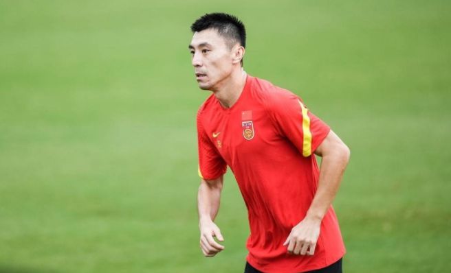 李霄鹏就是跟李铁对着干!铁子不用的球员,他偏要用,知人善任!休闲区蓝鸢梦想 - Www.slyday.coM 李霄鹏就是跟李铁对着干!铁子不用的球员,他偏要用,知人善任!休闲区蓝鸢梦想 - Www.slyday.coM