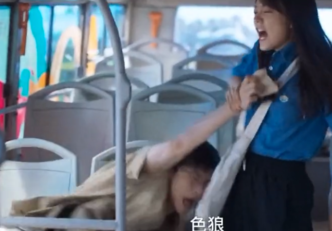 王萌萌的死亡不值得同情，遇到相同情况，李诗情的做法才是正确的休闲区蓝鸢梦想 - Www.slyday.coM