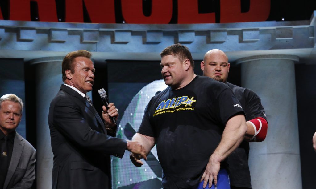 在赢得世界最强大力士比赛之前,他一直排在马瑞斯后面,他在2002年