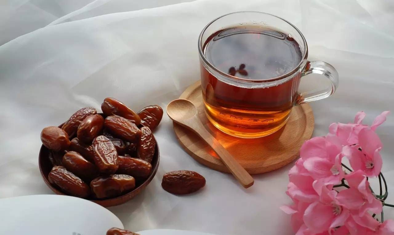 椰枣是椰子还是枣到底和红枣有啥不同口感软糯香甜营养丰富