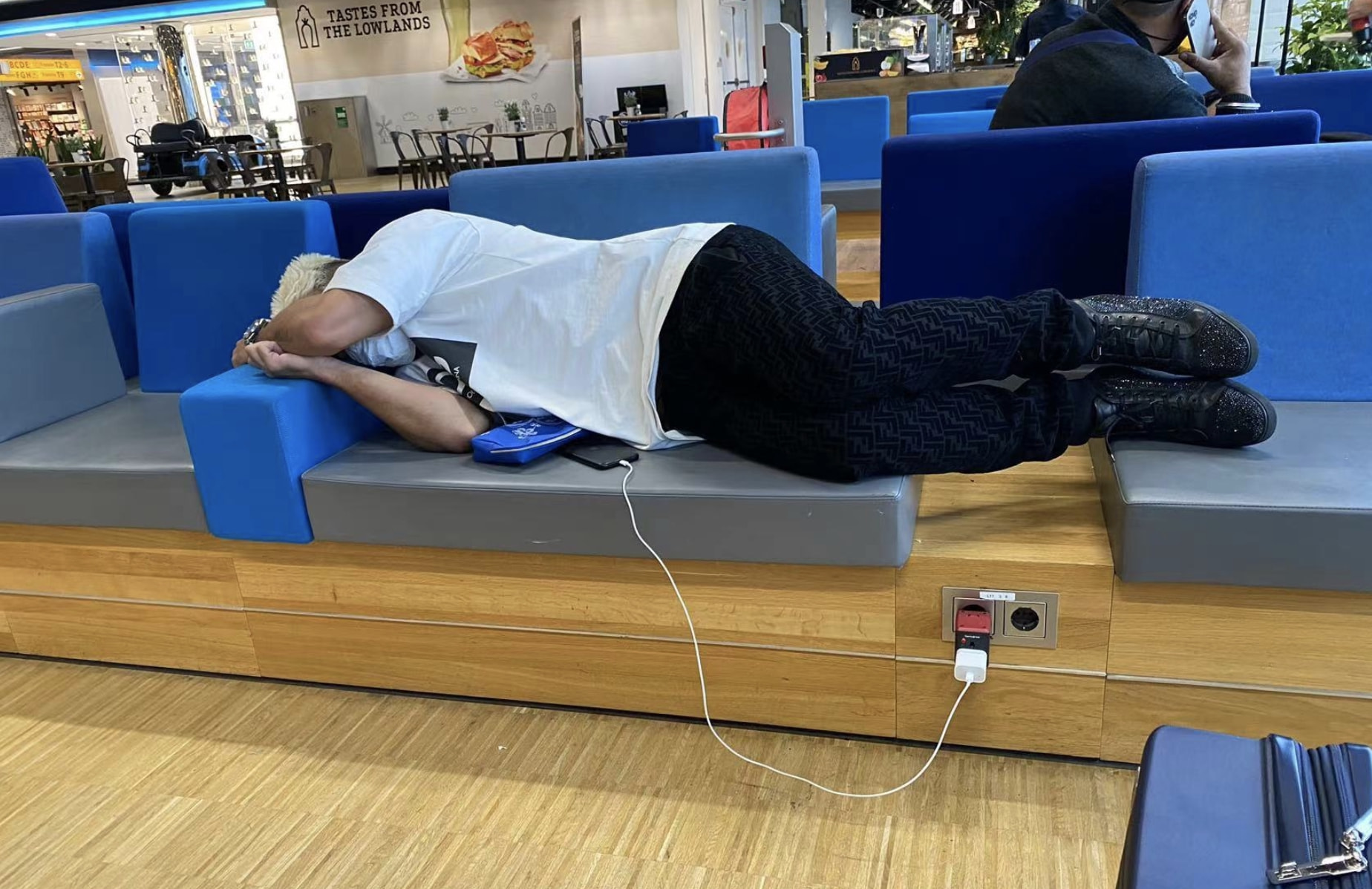 十分愤怒!洛国富喷中国足协:组织能力糟糕,不尊重归化球员休闲区蓝鸢梦想 - Www.slyday.coM 十分愤怒!洛国富喷中国足协:组织能力糟糕,不尊重归化球员休闲区蓝鸢梦想 - Www.slyday.coM