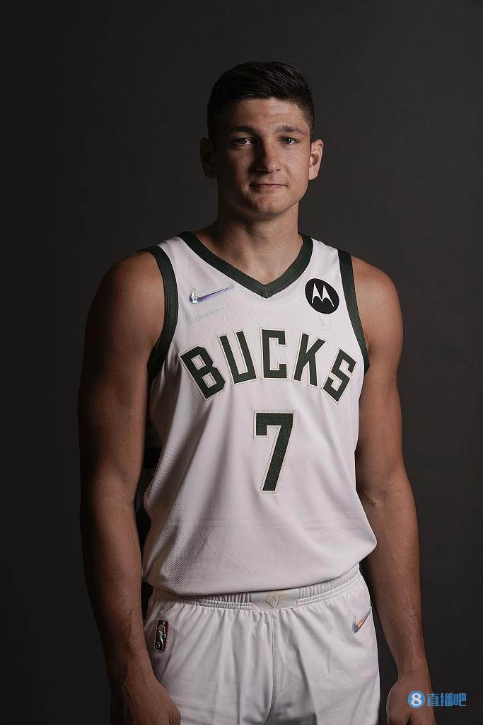 弗莱谈阿伦恶犯多年来见过的最肮脏的动作