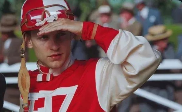 手拉手一起中年发福，这对地表颜值最强cp是商量好的么？休闲区蓝鸢梦想 - Www.slyday.coM