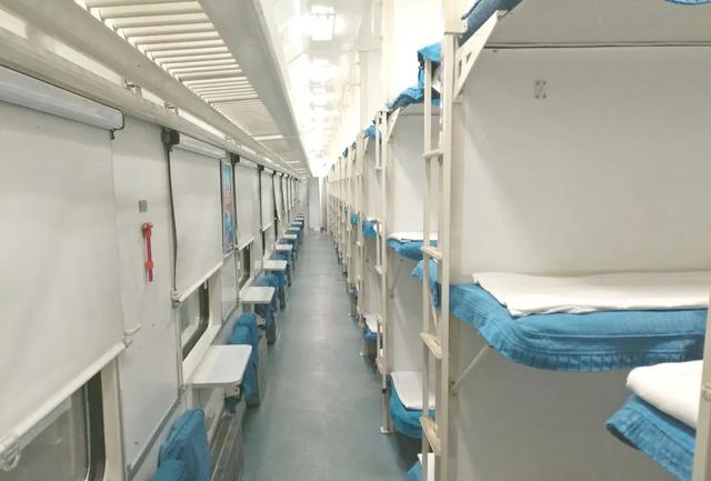 全卧铺专列接他们回家过年|列车_新浪财经_新浪网