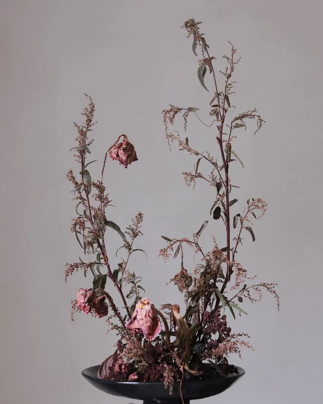 她的枯枝插花法百看不厌连干辣椒都灵气十足