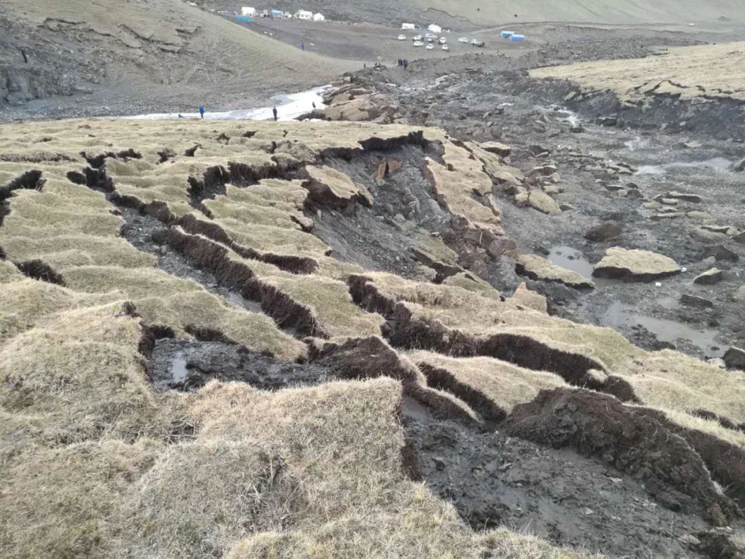 青藏铁路热棒技术 冻土难题如何破解