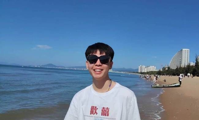 悲痛！刘学州已遗憾离世，弃养的亲生父母要承担责任吗？休闲区蓝鸢梦想 - Www.slyday.coM