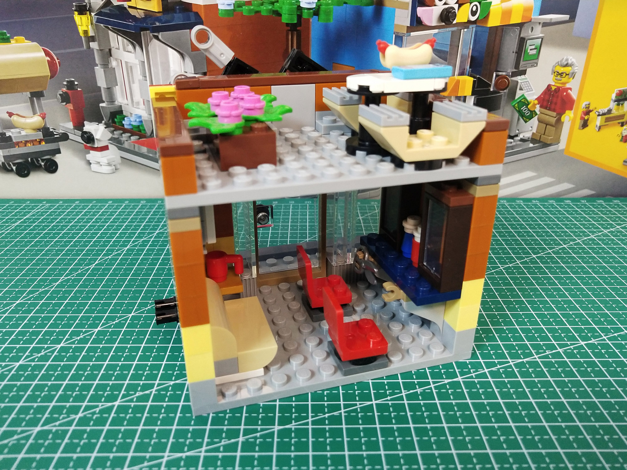 乐高创意百变31097创意三合一宠物店与咖啡厅排楼