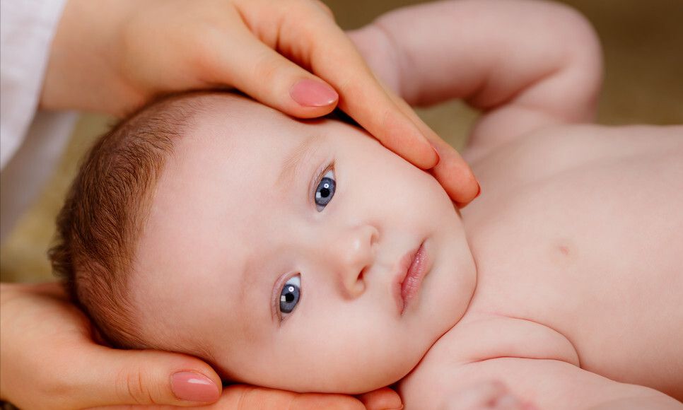 宝宝出现打头、摇头,家长不要慌,教你正确应对娃“自虐”行为休闲区蓝鸢梦想 - Www.slyday.coM 宝宝出现打头、摇头,家长不要慌,教你正确应对娃“自虐”行为休闲区蓝鸢梦想 - Www.slyday.coM