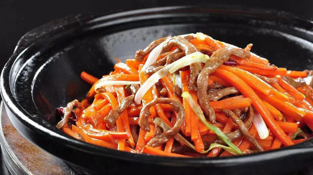 胡萝卜炒牛肉的家常做法,简单易学营养美味,还有家的味道|牛肉|炒牛肉
