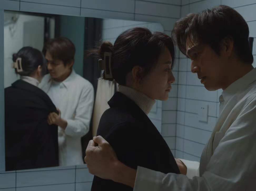 《今生有你》播出过半,热度超过《完美伴侣》,钟汉良表现获赞休闲区蓝鸢梦想 - Www.slyday.coM 《今生有你》播出过半,热度超过《完美伴侣》,钟汉良表现获赞休闲区蓝鸢梦想 - Www.slyday.coM