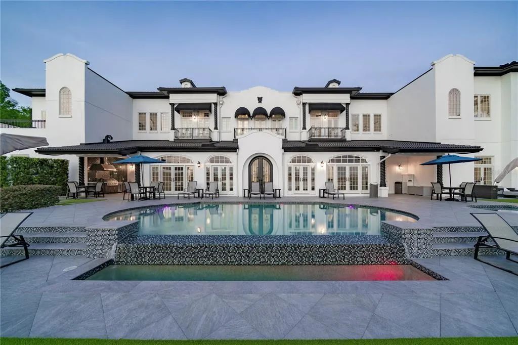 美国科技天才25岁成世界最年轻白手起家亿万富翁被酸是拜登造的假人