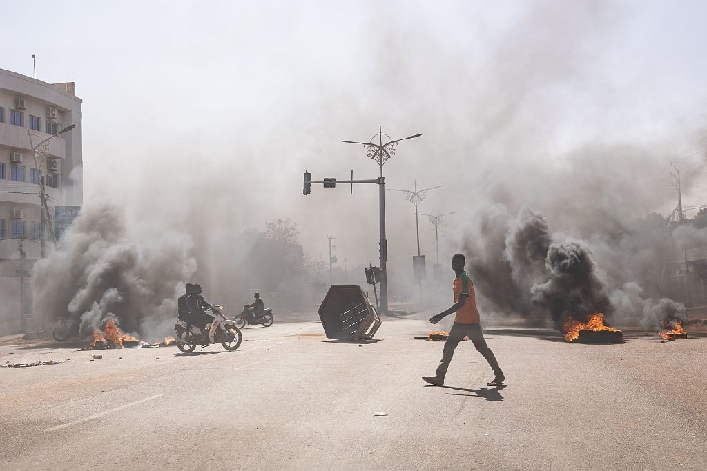 布基纳法索首都军营传出枪声（图源：外媒）