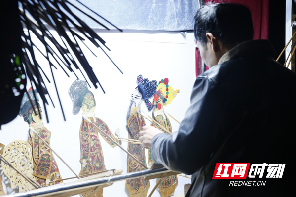 方寸舞台上如何演绎出百态人生？潇湘青春影城为你解答休闲区蓝鸢梦想 - Www.slyday.coM