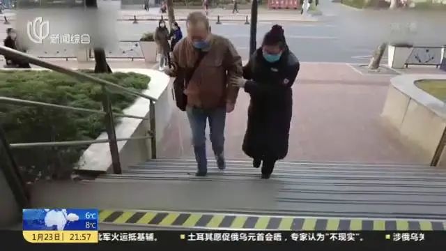 有乘客在上海坐地铁记下了123个工号？本人现身，真相大白休闲区蓝鸢梦想 - Www.slyday.coM