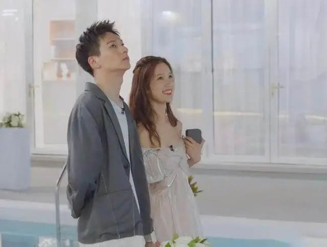 没想到恋综这样拍，竟然还有人看休闲区蓝鸢梦想 - Www.slyday.coM