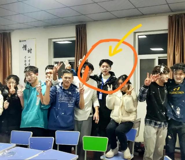 刘学州死了，亲生父母至今联系不上，他到死都没唤醒亲生父母良知休闲区蓝鸢梦想 - Www.slyday.coM