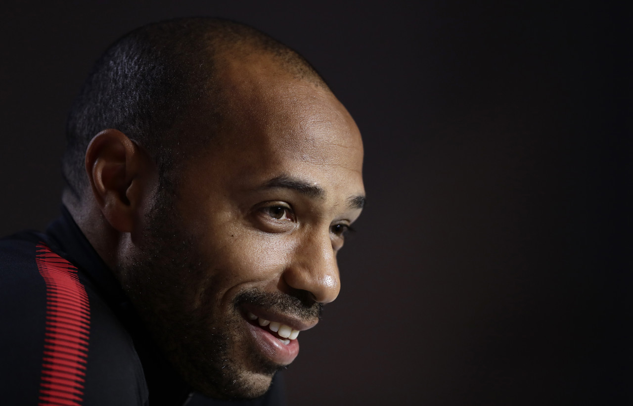 亨利谈波尔多传闻:没什么好回应的,我没有生活在空想国|蒂埃里·亨利