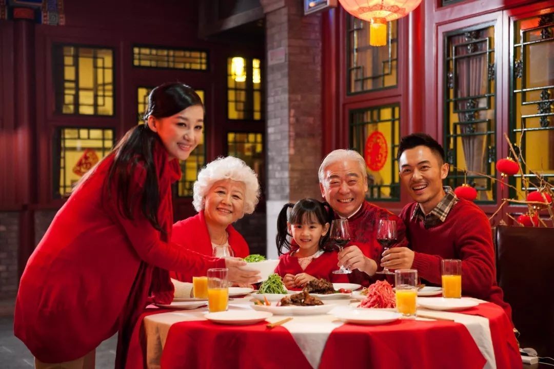 孩子对春节没有期待感？那是因为没“好好过年”，仪式感尽早建立休闲区蓝鸢梦想 - Www.slyday.coM