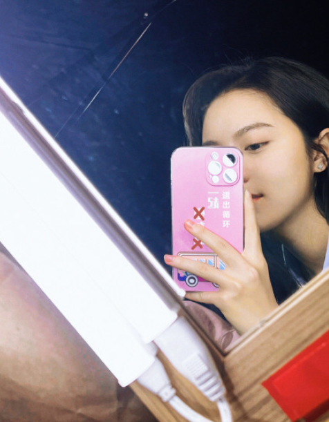 开端今晚大结局，赵今麦用手机壳剧透，暗示一起逃出循环？休闲区蓝鸢梦想 - Www.slyday.coM