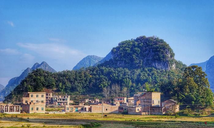 八宝镇一冷门景点景观旖旎壮观水雾飞溅潇洒俊逸游客却不多