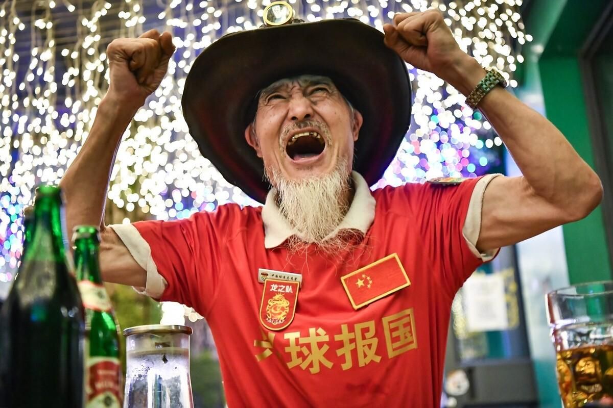 国足4消息！洛国富道歉，费南多当“逃兵”，李霄鹏首秀压力大休闲区蓝鸢梦想 - Www.slyday.coM