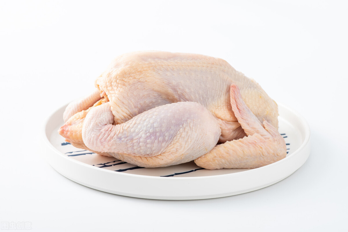 大年三十年夜饭，一道白切鸡端上桌，营养美味，过年家人很爱吃休闲区蓝鸢梦想 - Www.slyday.coM