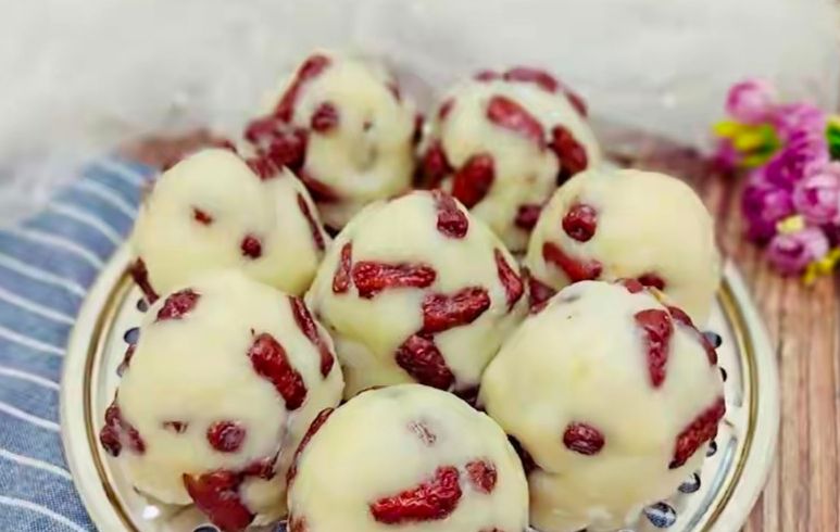 今天小年送灶神,记得吃8种传统食物,寓意好,新年诸事顺利休闲区蓝鸢梦想 - Www.slyday.coM 今天小年送灶神,记得吃8种传统食物,寓意好,新年诸事顺利休闲区蓝鸢梦想 - Www.slyday.coM