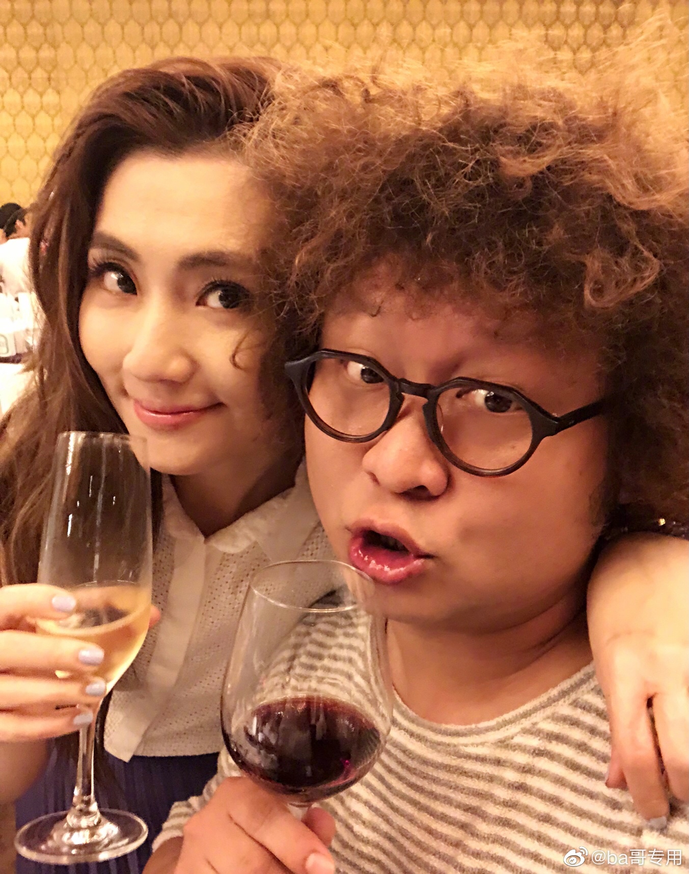 台湾主持人纳豆昨晚传出脑出血紧急送往医院治疗